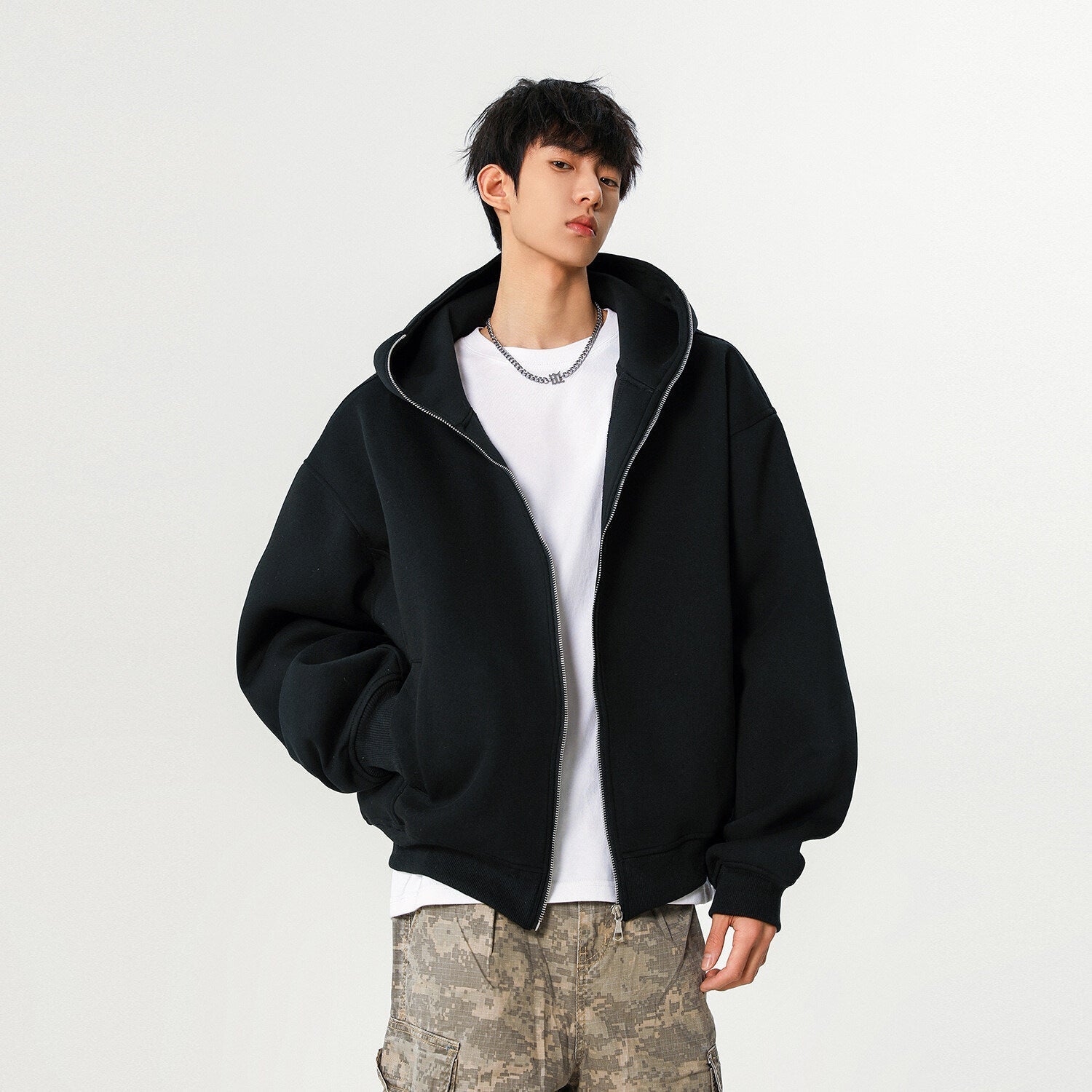 Men’s High-Street Solid-Color Cardigan Hoodie — Versatile Casual Pullover